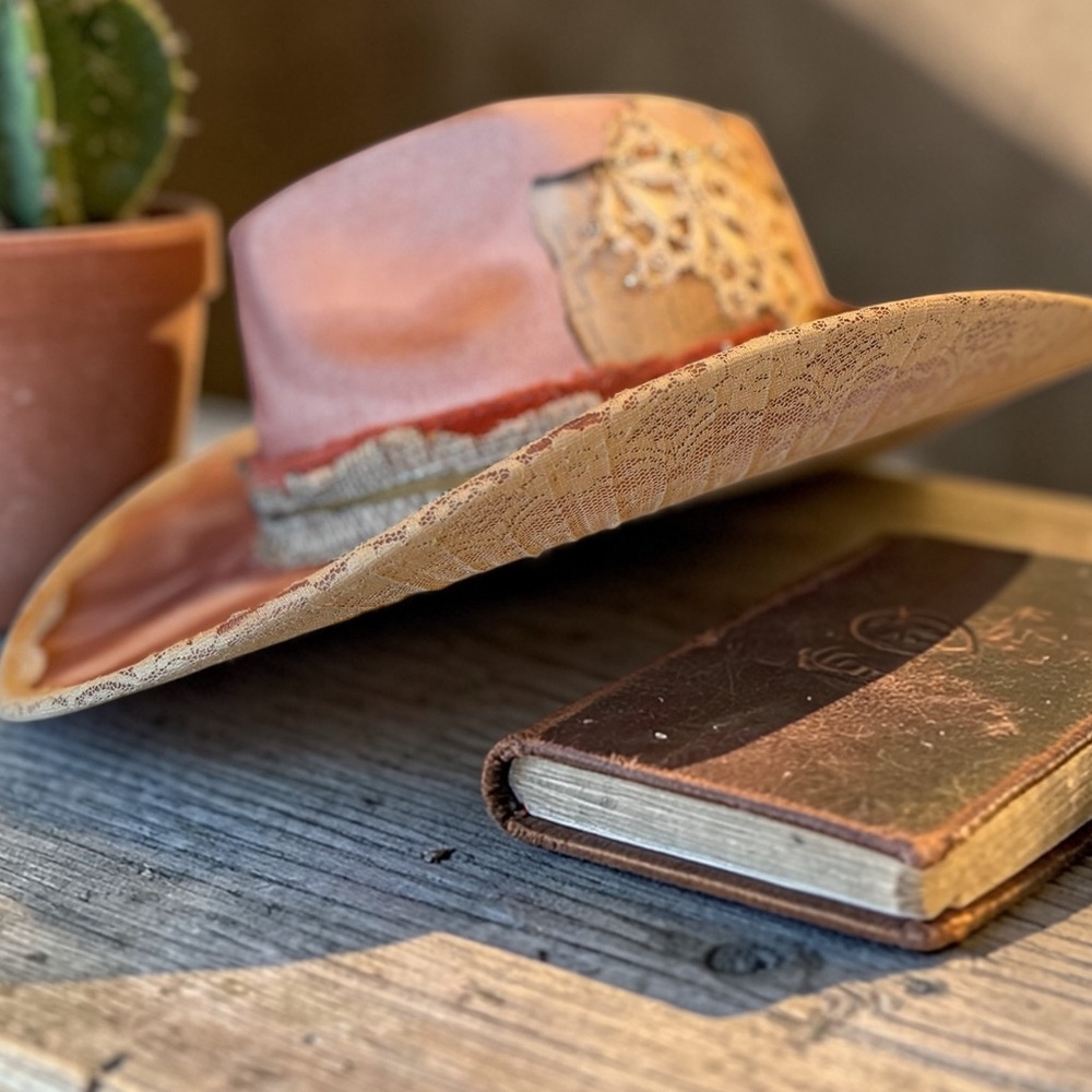 Dusty pink custom western cowgirl hat. Lace. Boho